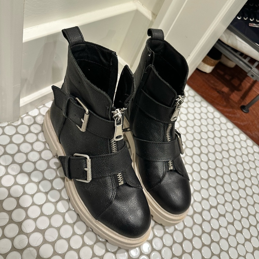 Dolce Vita Black Leather Boots